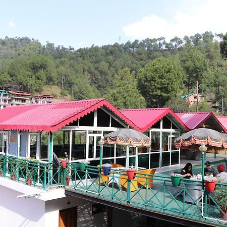 Maple Resort Chail Exterior photo
