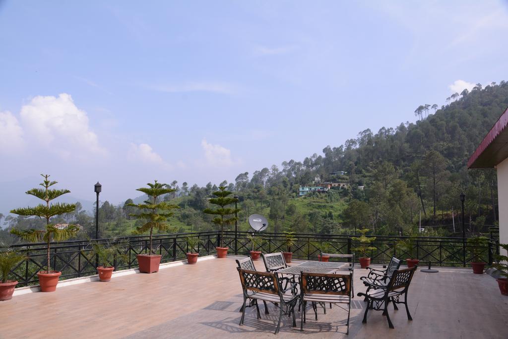 Maple Resort Chail Exterior photo