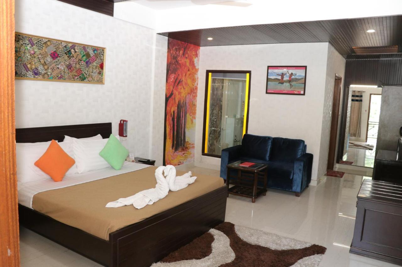 Maple Resort Chail Exterior photo